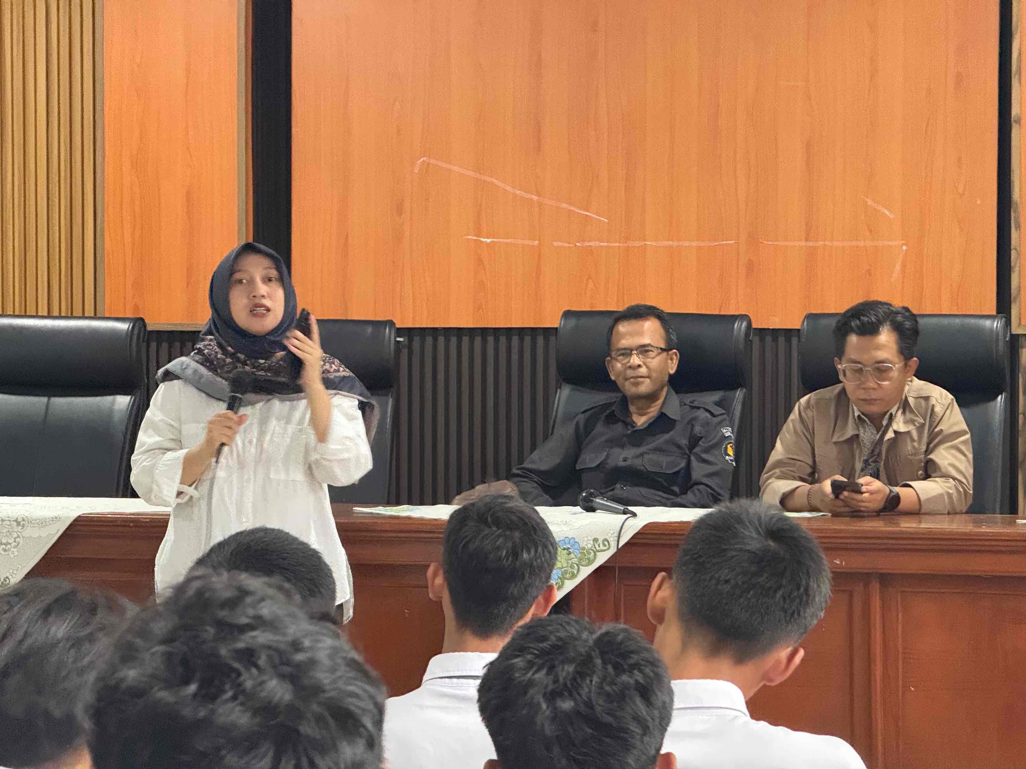 Bawaslu Garut gelar Bawaslu Ber-Sigap di SMAN 15 Garut