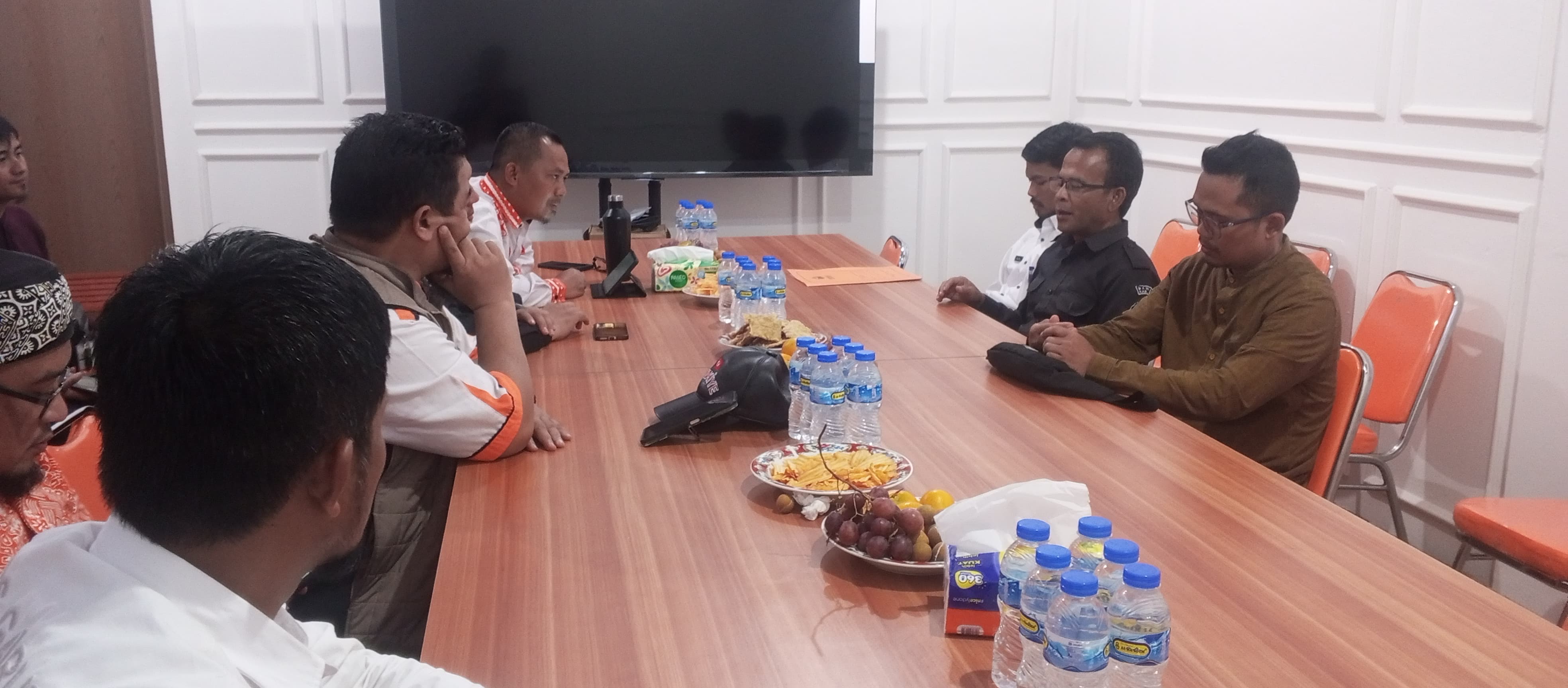 Bangun Komunikasi Kelembagaan, Bawaslu Garut Sambangi Kantor Partai Keadilan Sejahtera