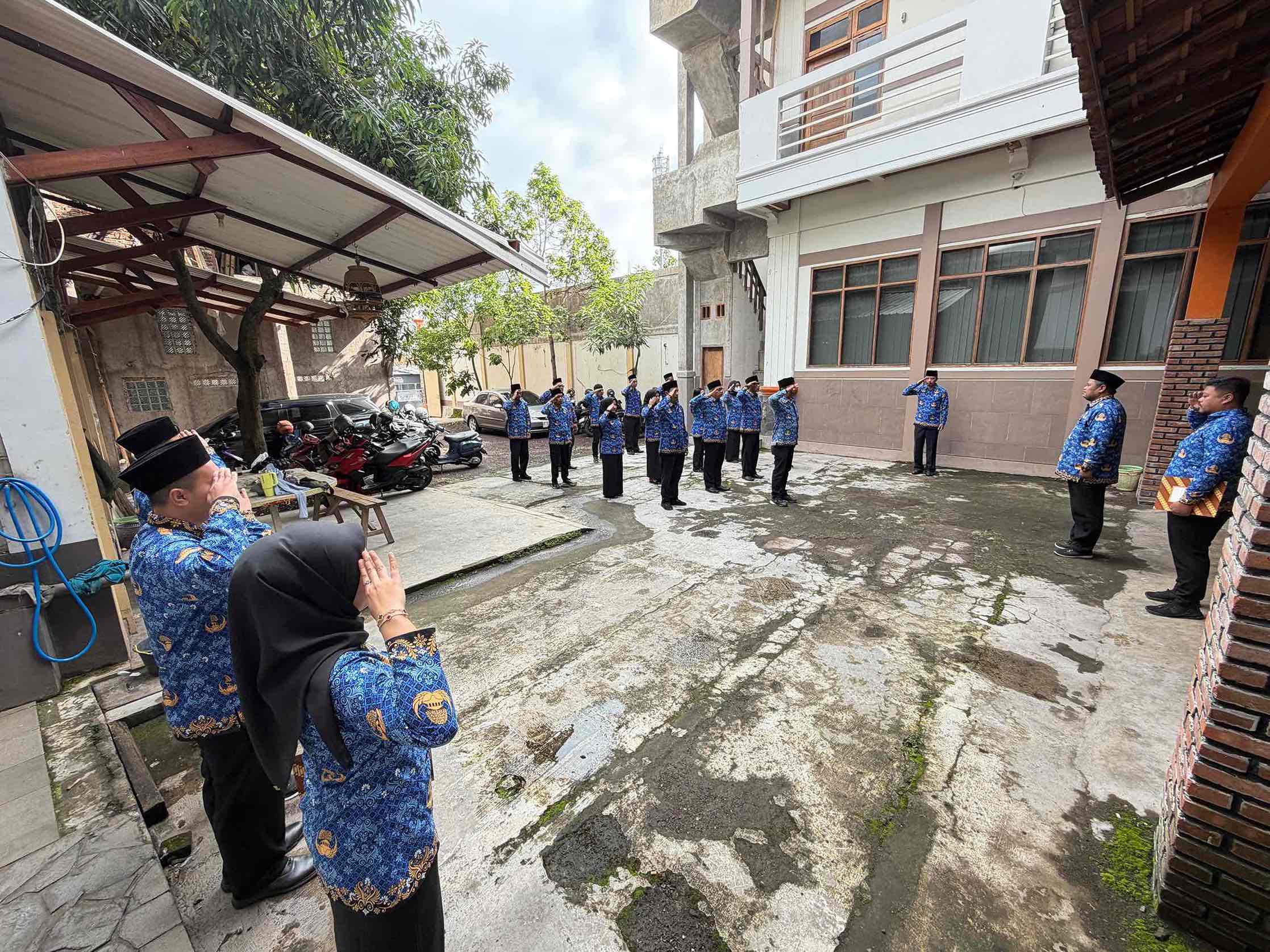 Bawaslu Garut Gelar Upacara Peringatan HUT Korpri ke-54