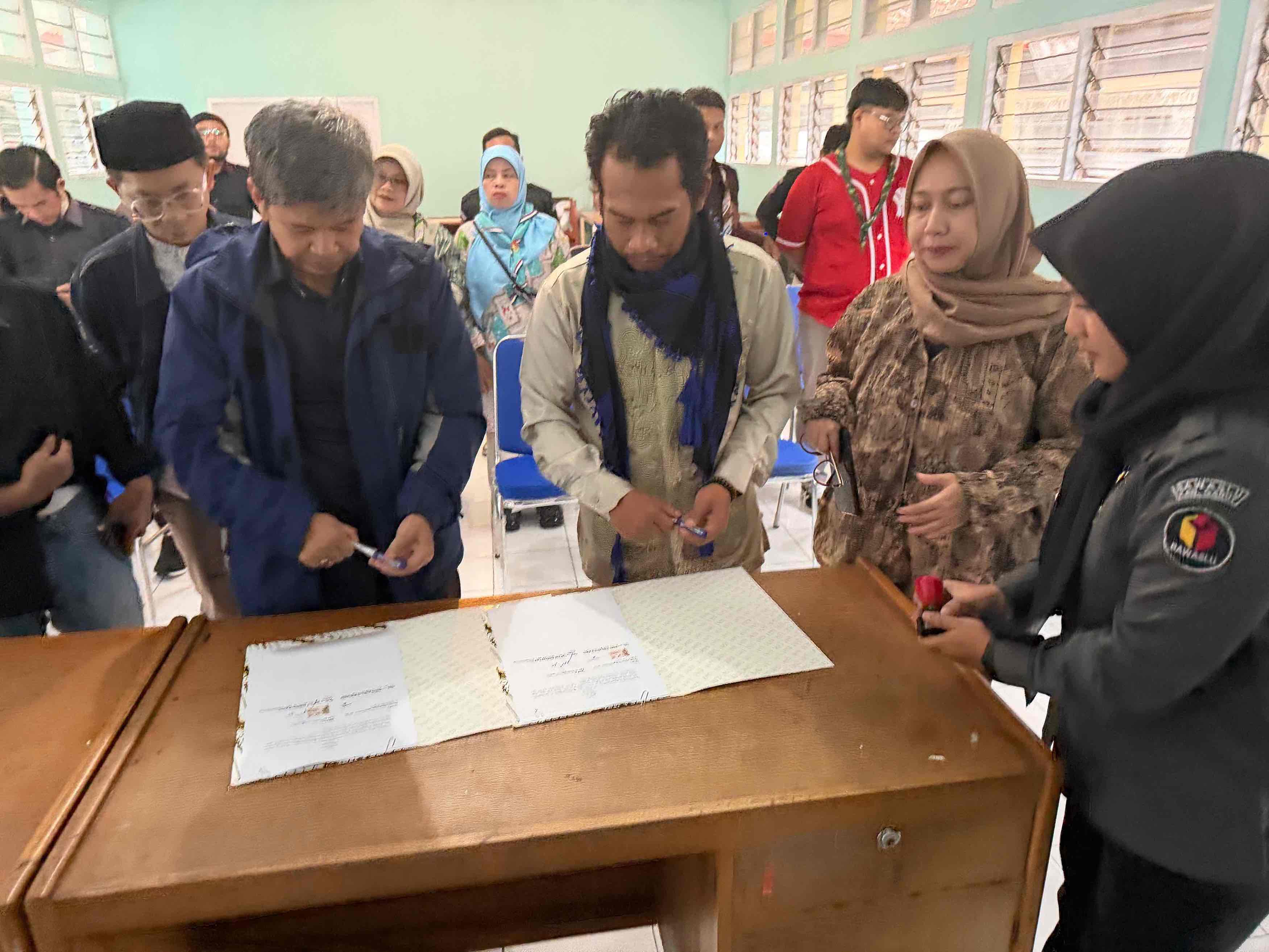 Penandatanganan MoU dengan SMK Muhammadiyah Garut