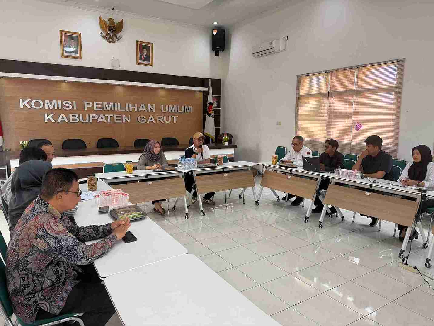 Konsolidasi Demokrasi dengan KPU Garut