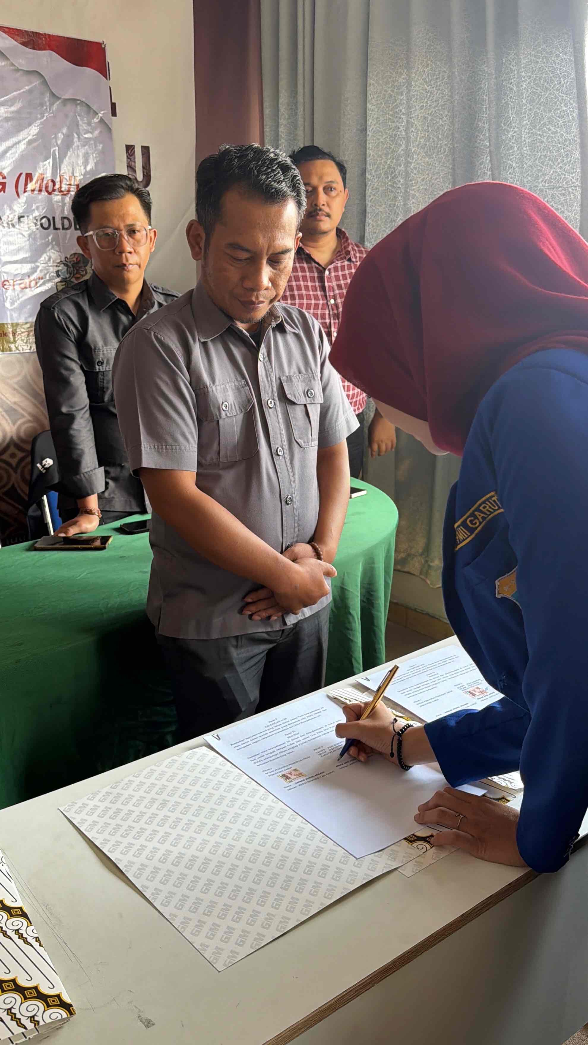 penandatanganan MoU dengan KOPRI Garut