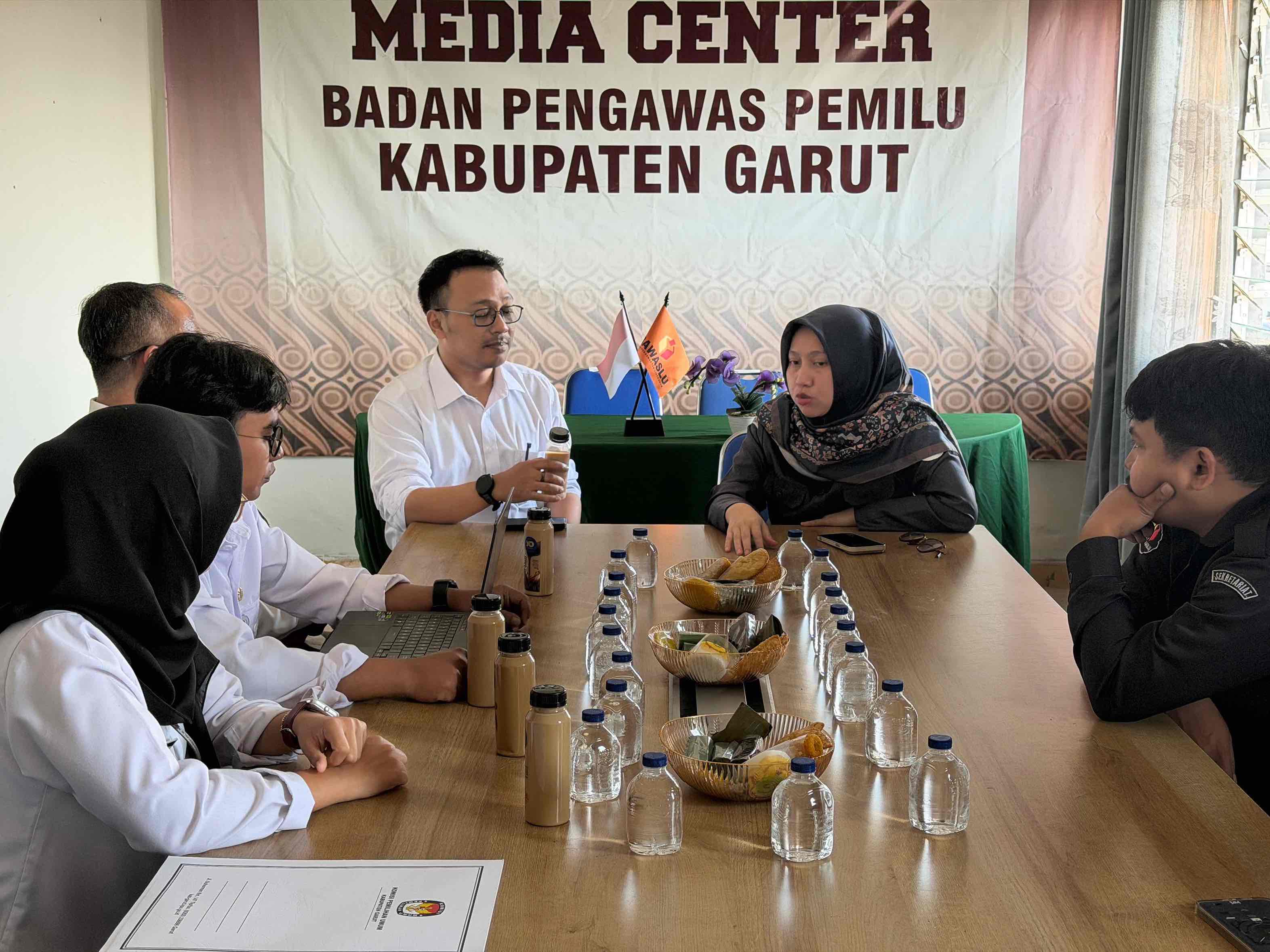 Menerima Kunjungan Koordinasi dari KPU Garut