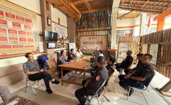 Ketua dan Anggota beserta Jajaran Sekretariat Bawaslu Garut