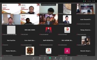 Anggota Bawaslu Garut Lamlam Masropah dalam Diskusi Pojok Pengawasan yang digelar Bawalu Jabar