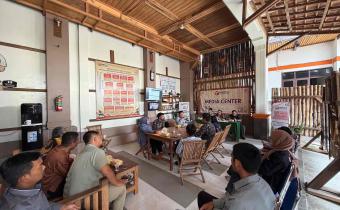 Bawaslu Garut Perkuat Pengawasan PDPB melalui Rapat Internal dan Sharing Keilmuan