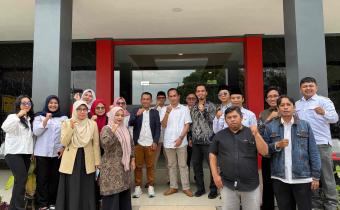 Ketua dan Anggota Bawaslu Garut dengan Jajaran IMDA Garut