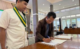 Penandatanganan MoU dengan PD. SEMMI Garut